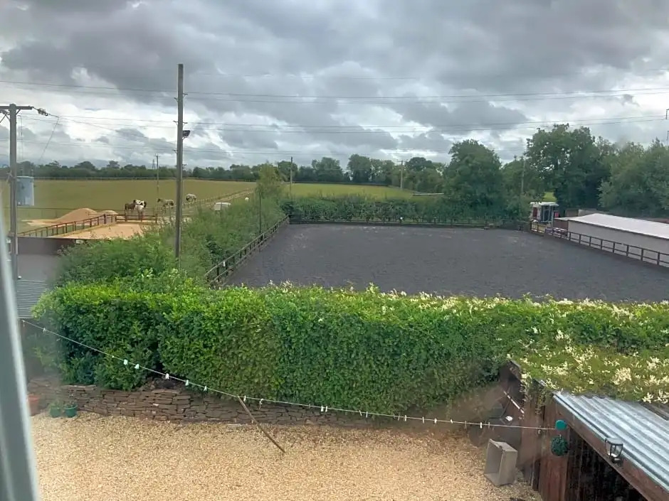 Old Gloucester Road farm bed and breakfast