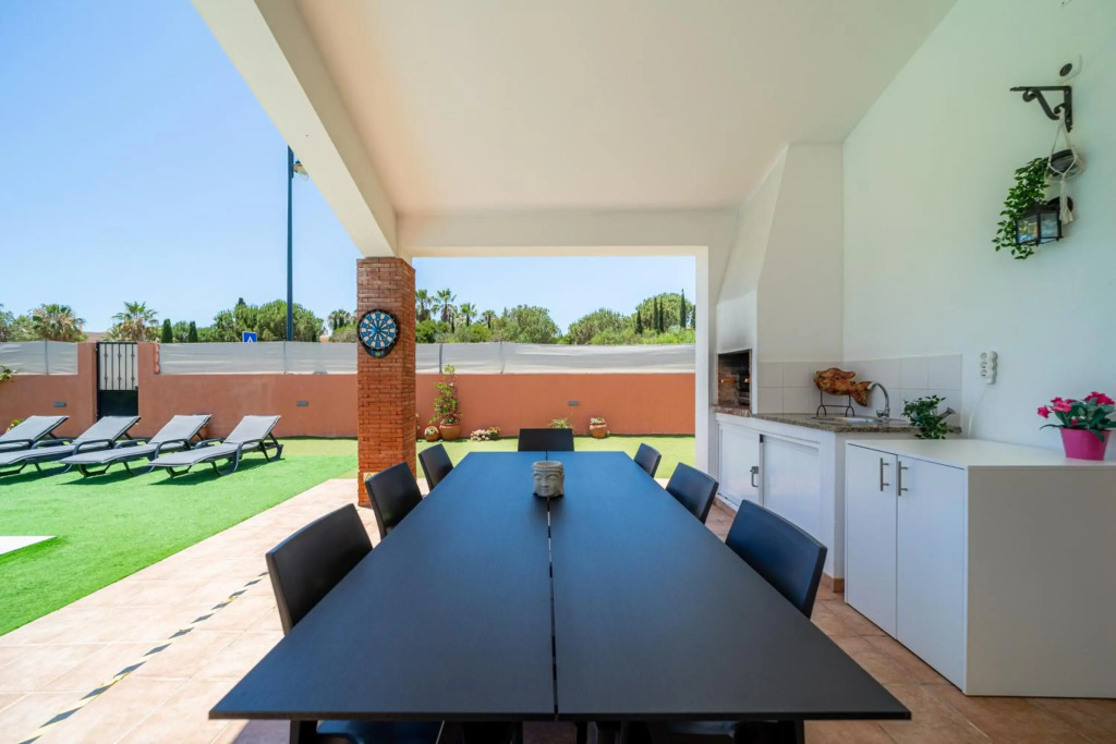 Ponta da Piedade Family House