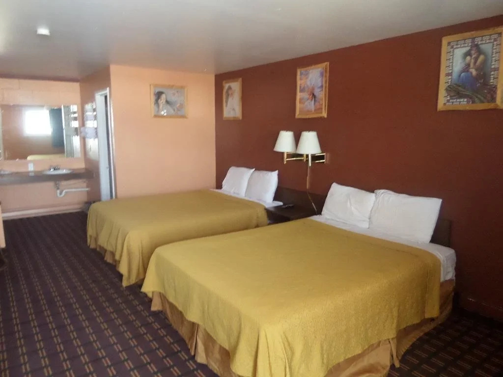 Sage & Sand Motel