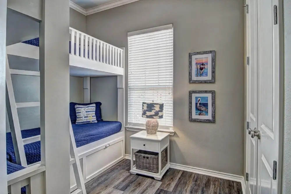 Cinnamon Shore- Sandy Banks 120 ST