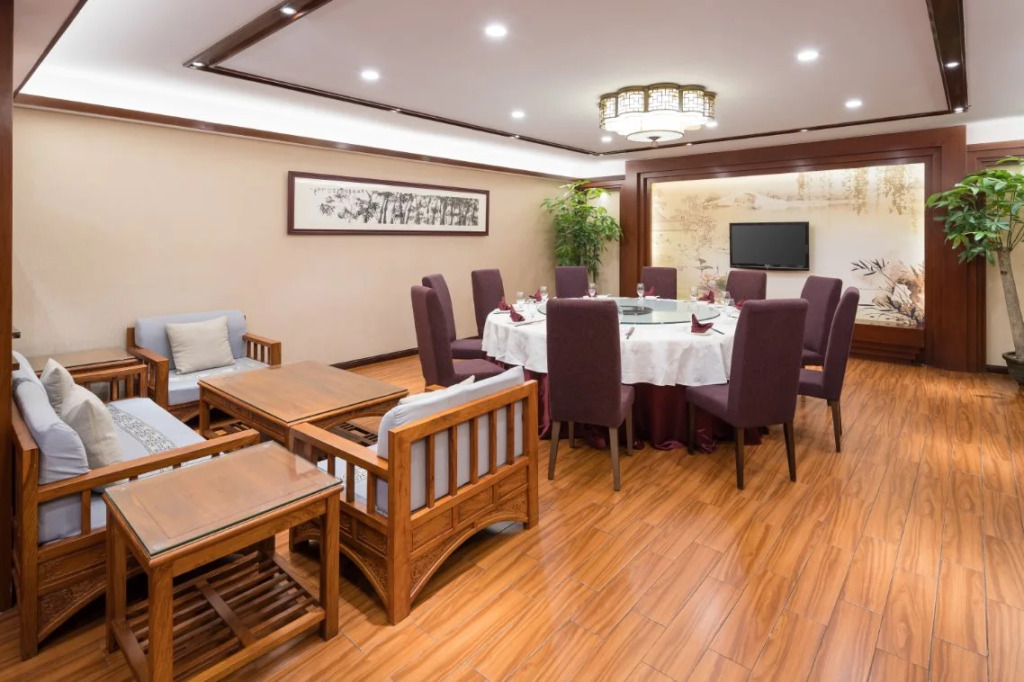Baoyue Hotel