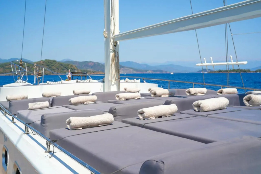 Tarsu Yacht Hotel