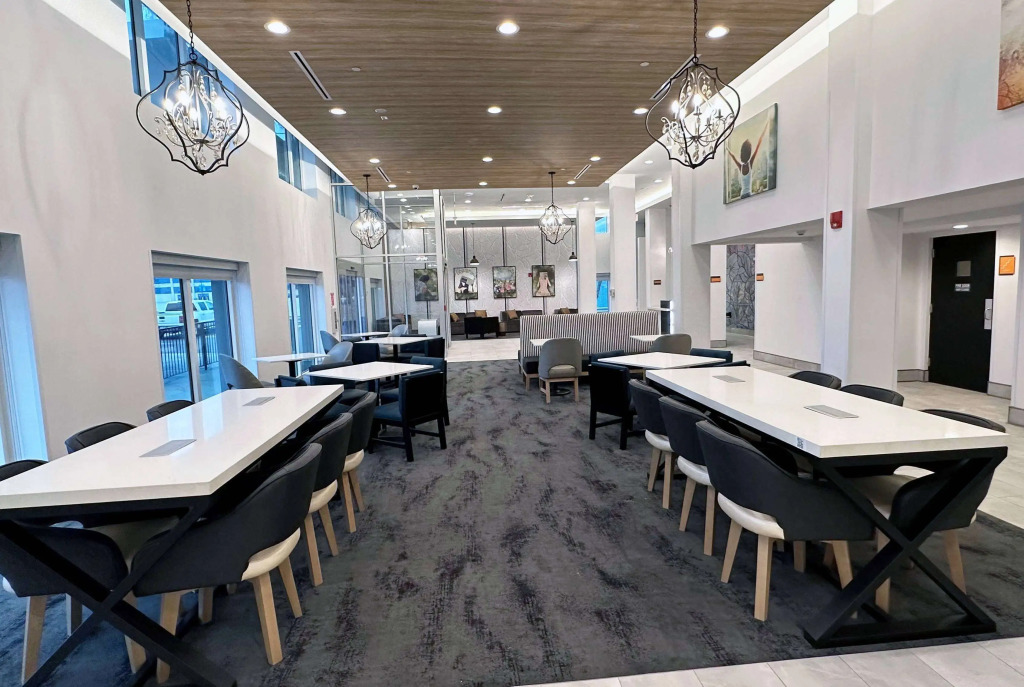 La Quinta by Wyndham Chicago OHare Airport
