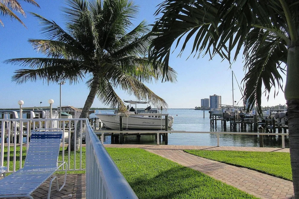 Marina Towers 704 - 2 Br Condo