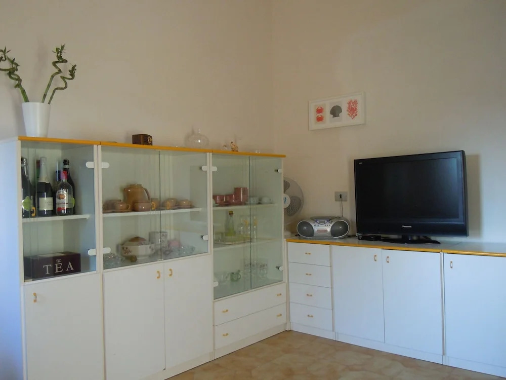 Apartment in Villa Tersi 200 Meters From the sea - air Conditioned - Wifi