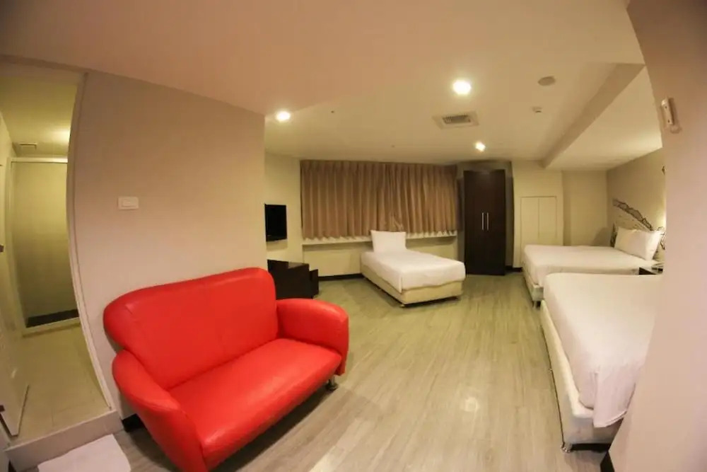 Newhotel