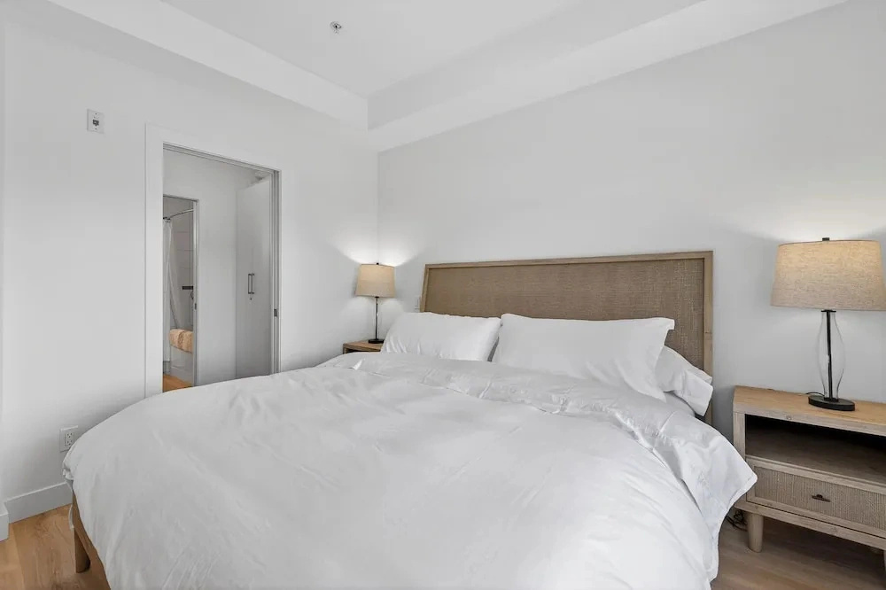 Spectacular View 1 Bdrm