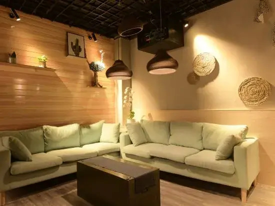 Changqiu International Youth Hostel (Shanghai Hongqiao International Exhibition Center)