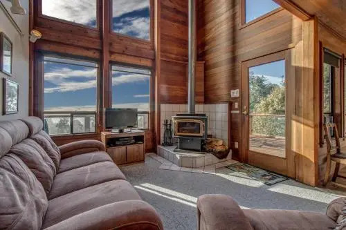 Ocean view home with Fireplace Hot Tub Deck