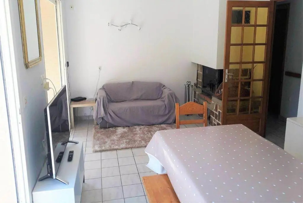 Villa de plain-pied avec WIFI, piscine privée sous abris haut à PLEUMEUR-BODOU - Ref 461