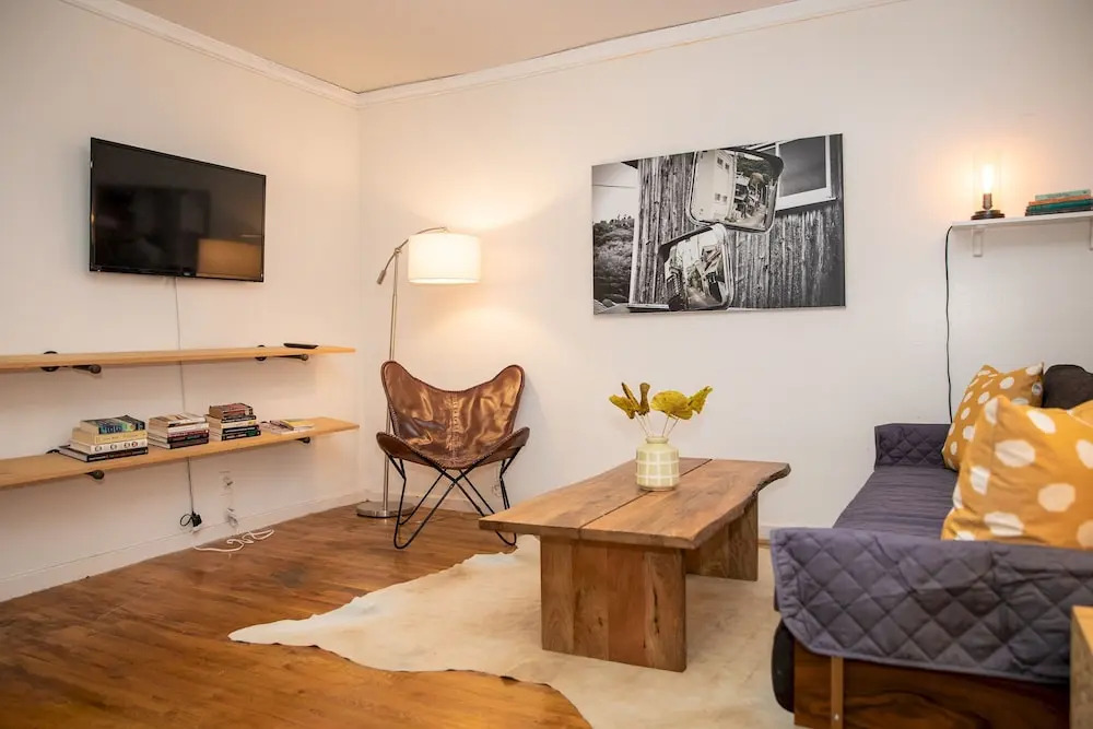 Sunny Fully Furnished Studio in Chelsea