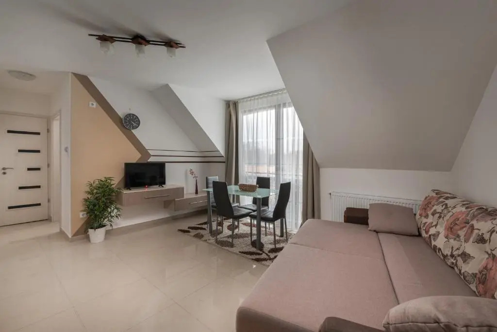 Art Apartments
