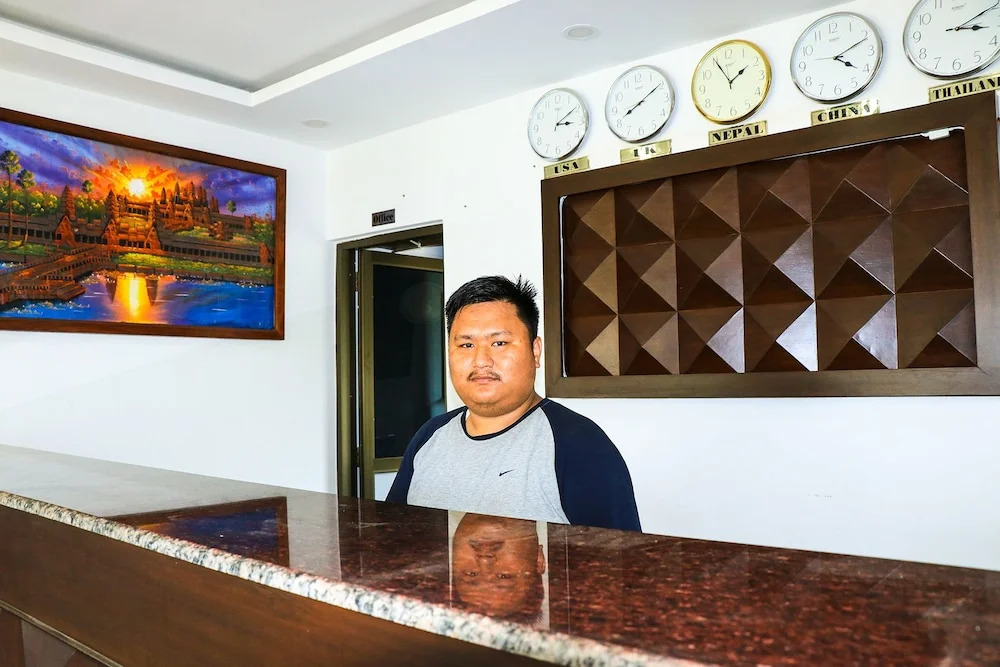 Hotel Aloka Inn