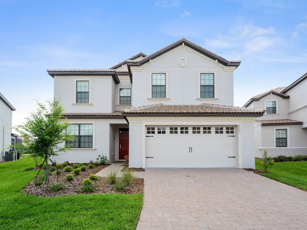 1439rf - The Retreat At Championsgate 6 Bedroom Home by RedAwning
