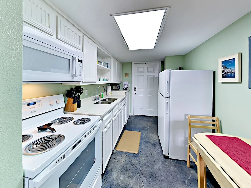 116 Sea Breeze - One Bedroom Condo