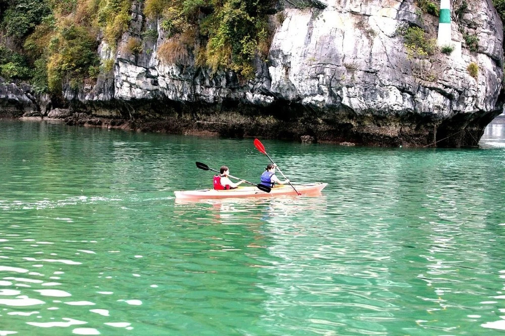 HaLong Canary Cruise