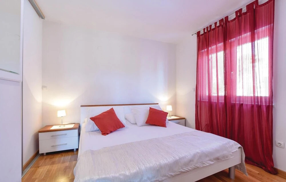 Amazing Home in Postira With 8 Bedrooms, Wifi and Outdoor Swimming Pool