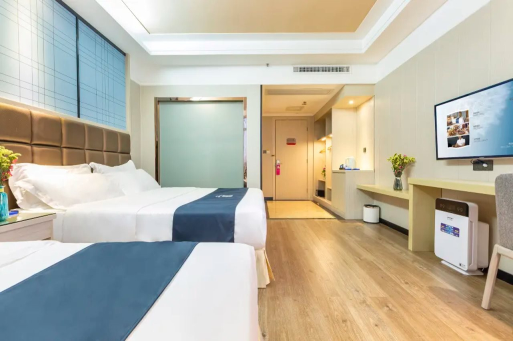 Echarm Hotel Panyu Chimelong Guangzhou South Railway Station Wanbo Metro Station