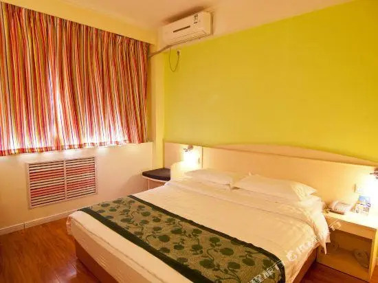 Jinri Hongfu Hotel (Xi'an Jinhua Road)