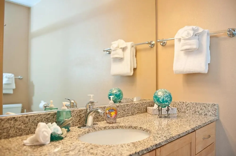 Keystone Vacation Rentals - Pacific Escape Condo