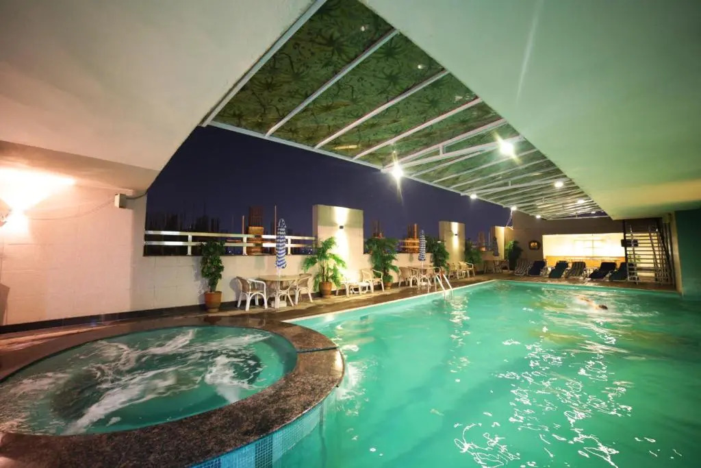 Park Lane Hotel