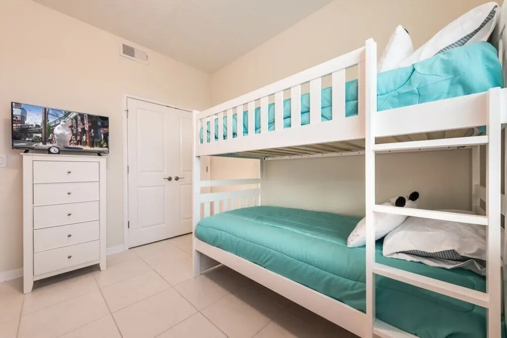 Vhc Slc3 4741-301 3 Bedroom Condo