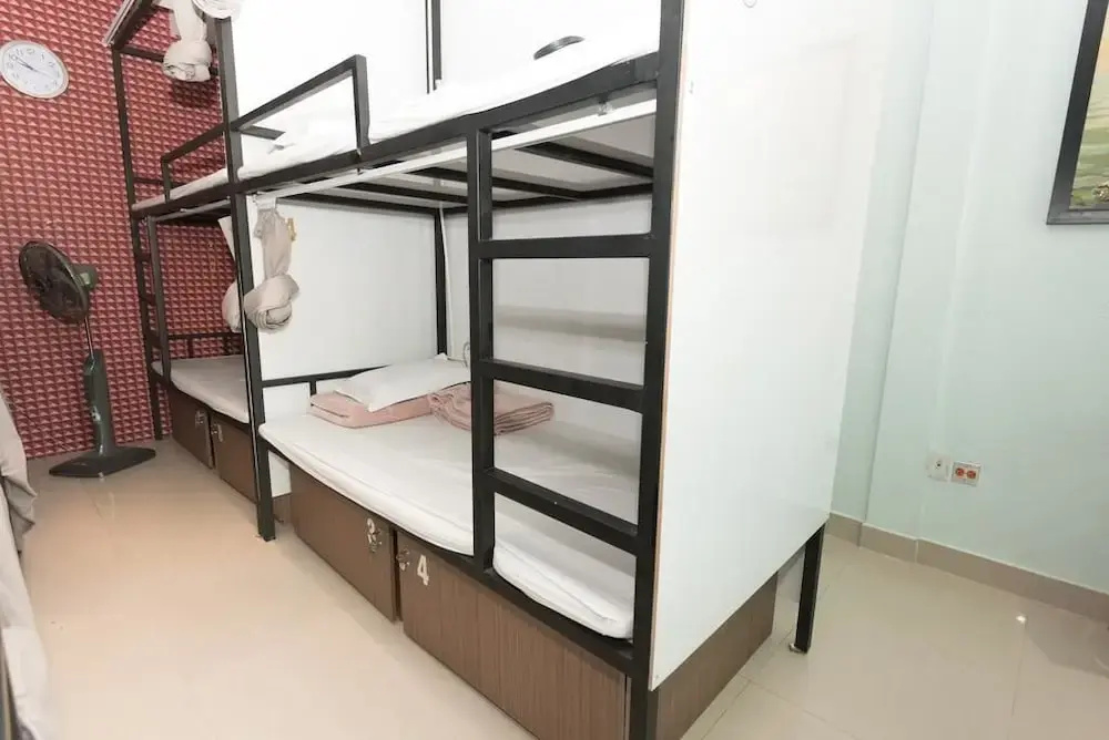 Nha Chung Hostel