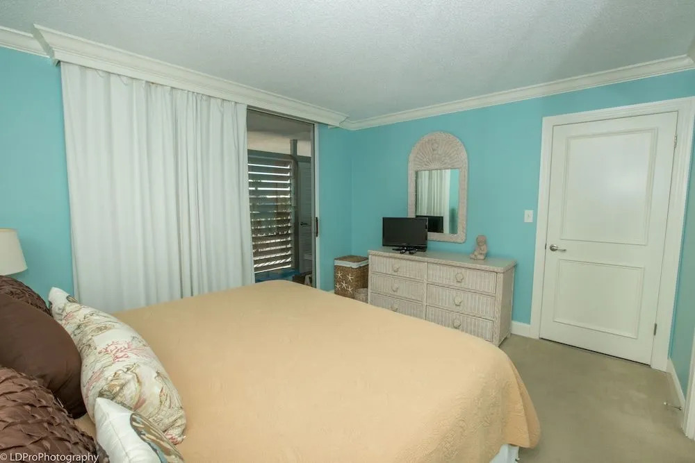 Magnolia House 309 1 Bedroom Condo by RedAwning