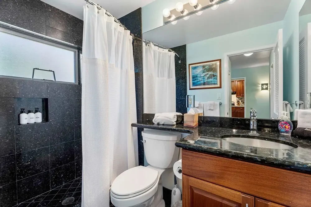Corner Unit - AC & Wifi - Concierge Included - Vrkcv