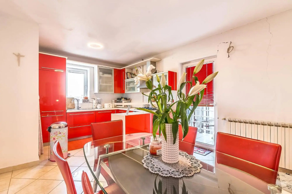Modern City-Centre Penthouse with Spectacular Views / 135sqm