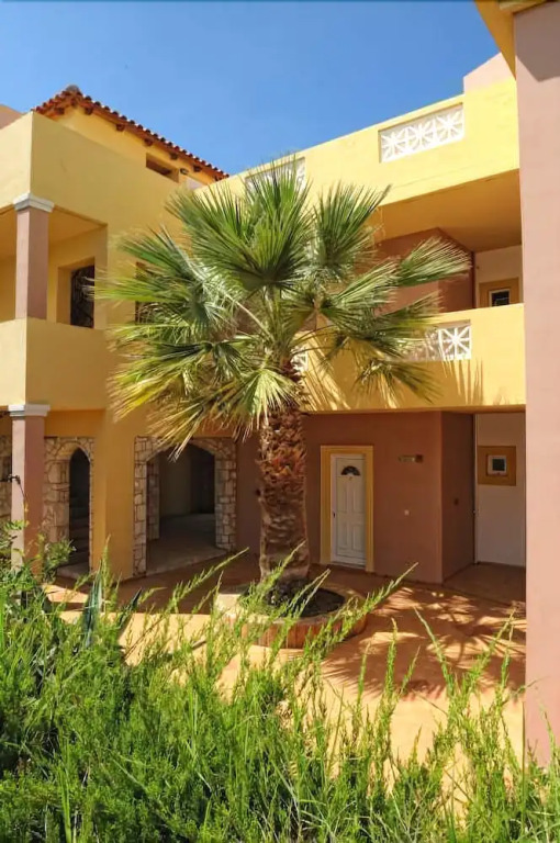 Frixos Hotel