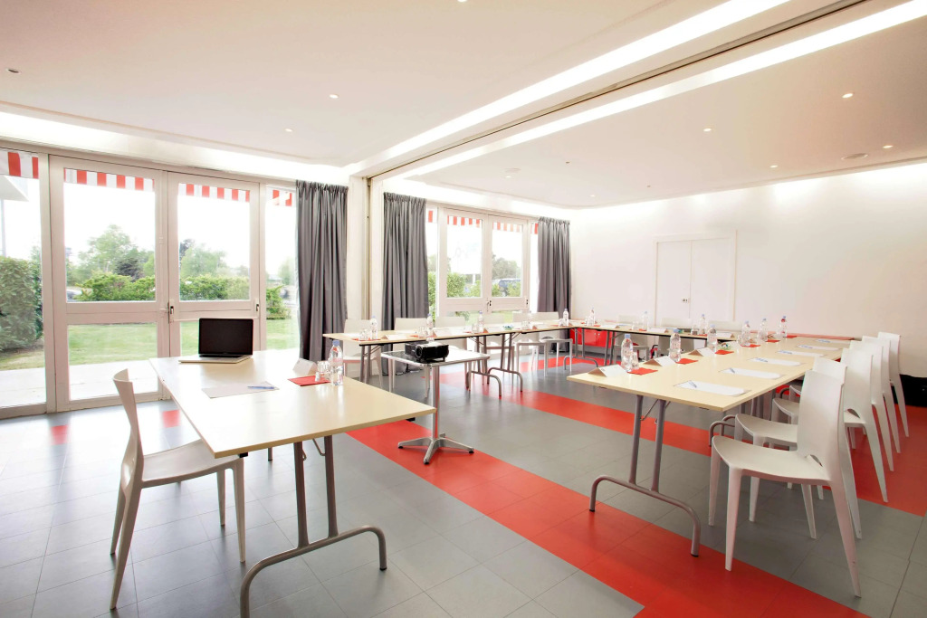 greet Hotel Bordeaux Aeroport