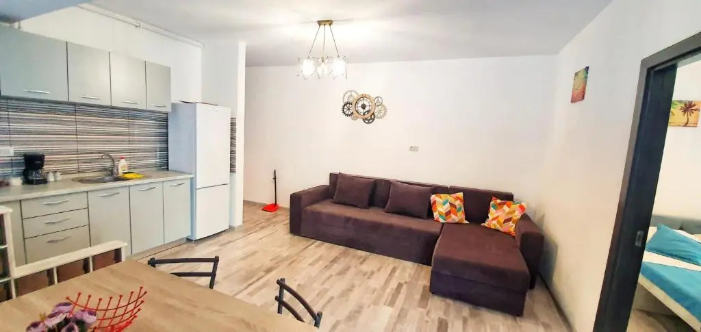 Apartament Eforie Robert 150m de plaja