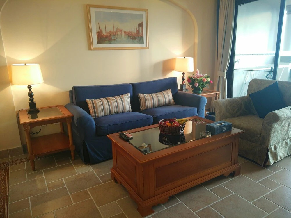Shuangyue Bay Wehouse Hotel (Huidong Flagship)
