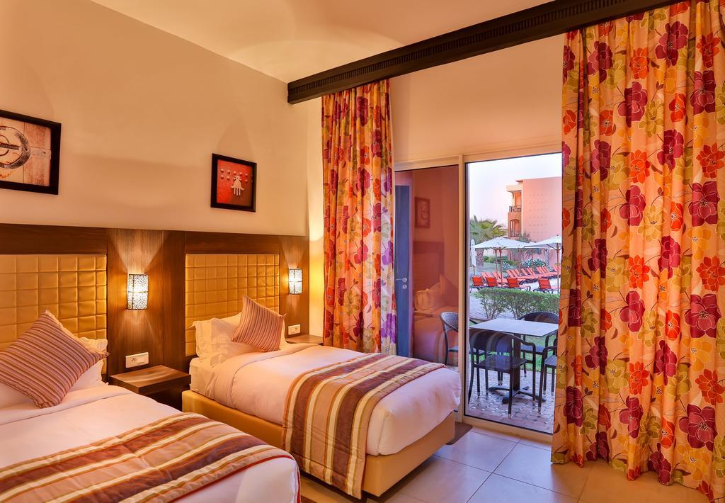 Zephyr Hotel Club Resort and Spa
