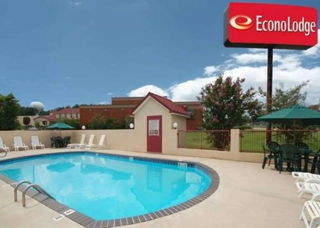 Econo Lodge Clinton - Jackson West