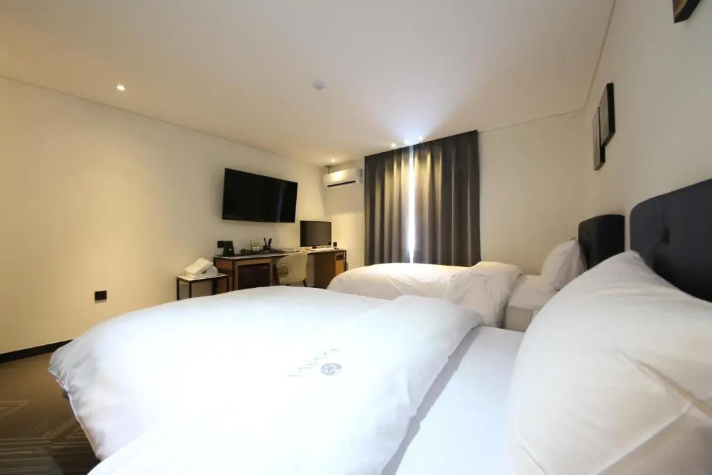 KAMA Hotel