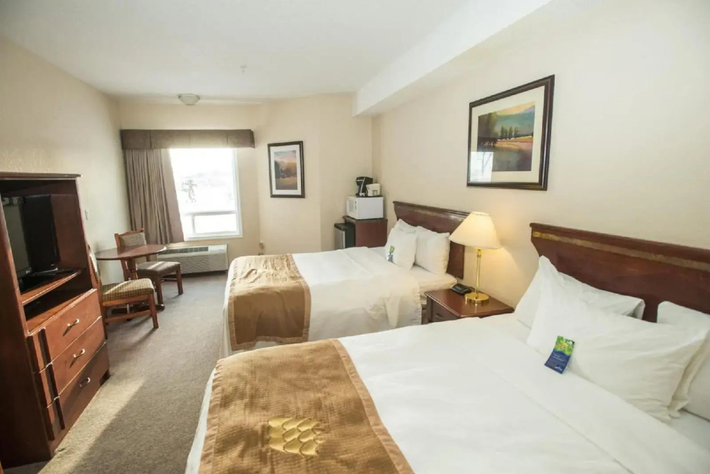 Lakeview Inns & Suites - Chetwynd