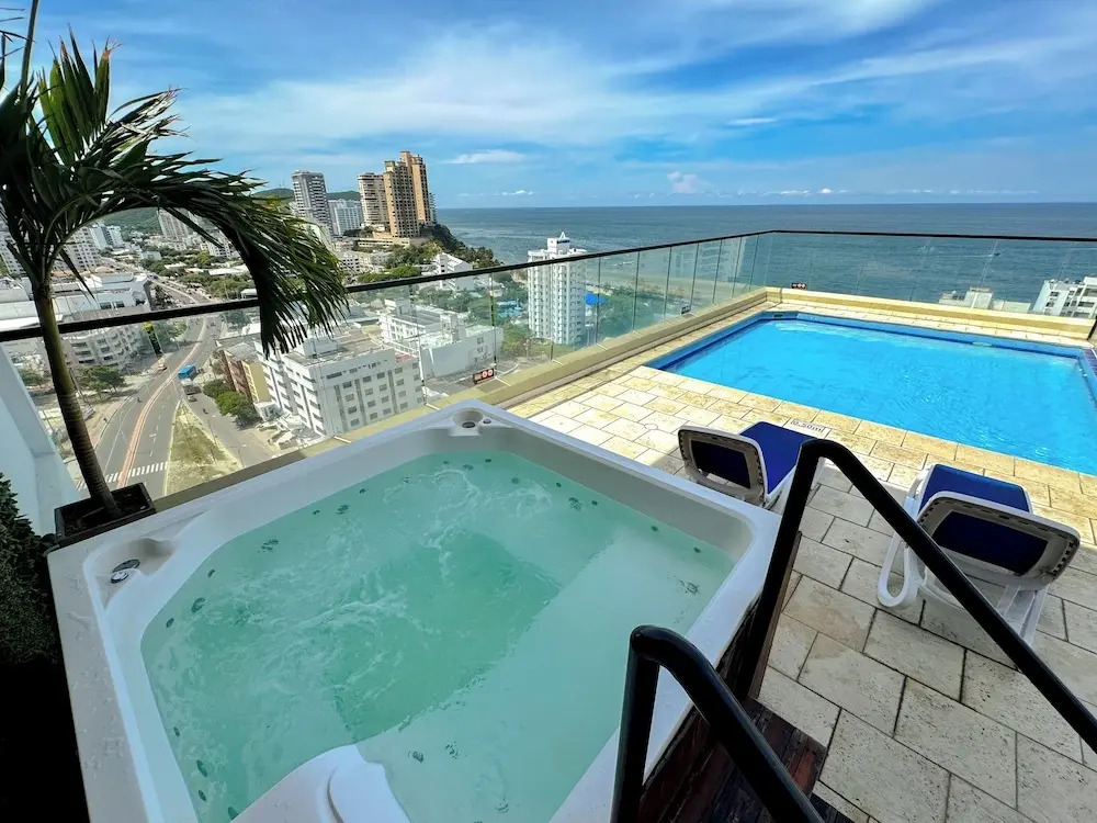 Apartasuites VITA 945 RODADERO - By Bedviajes