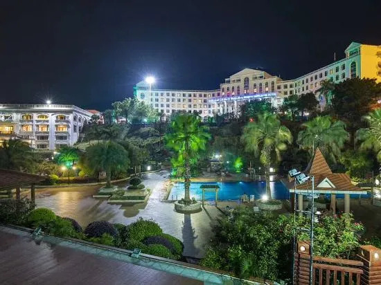 Lianhu Resort