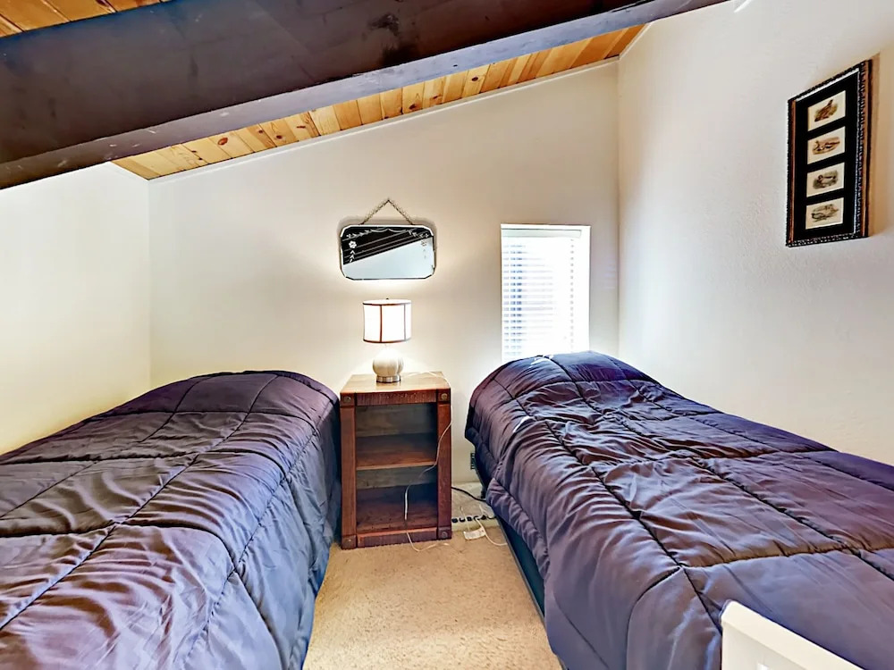 Katherine - 3 Br Townhouse