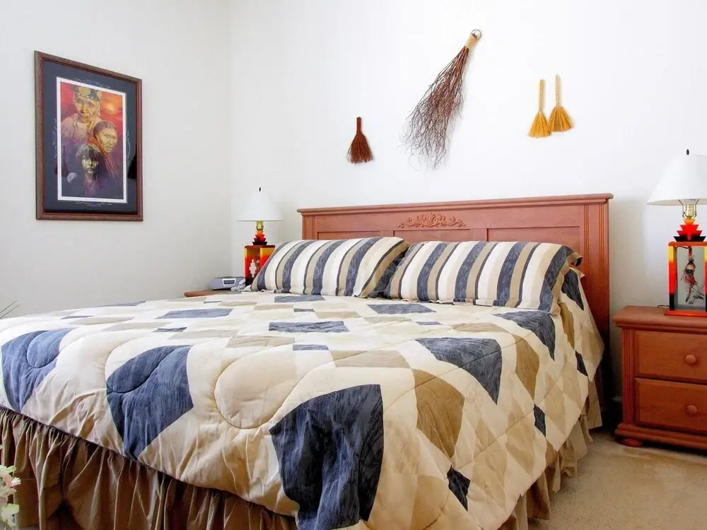 5 Bed 8002