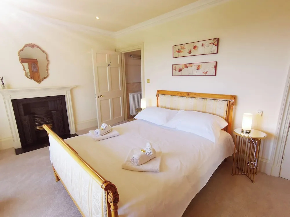 Bowden House B&B