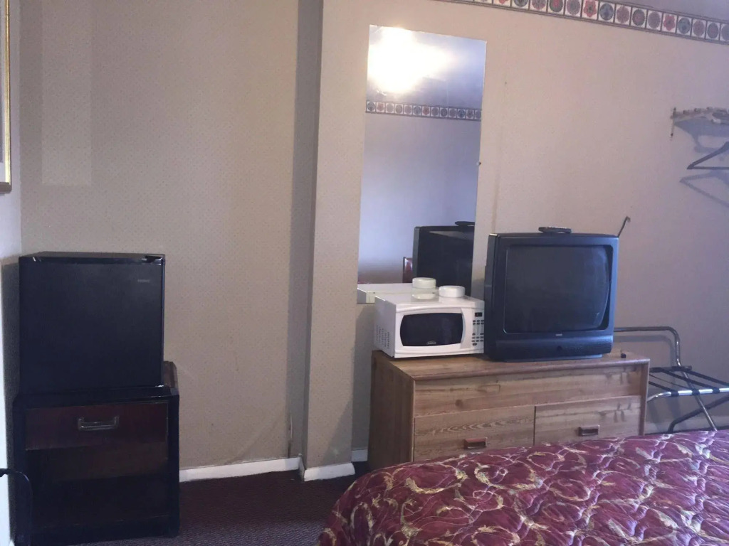 Friendly Inn Motel