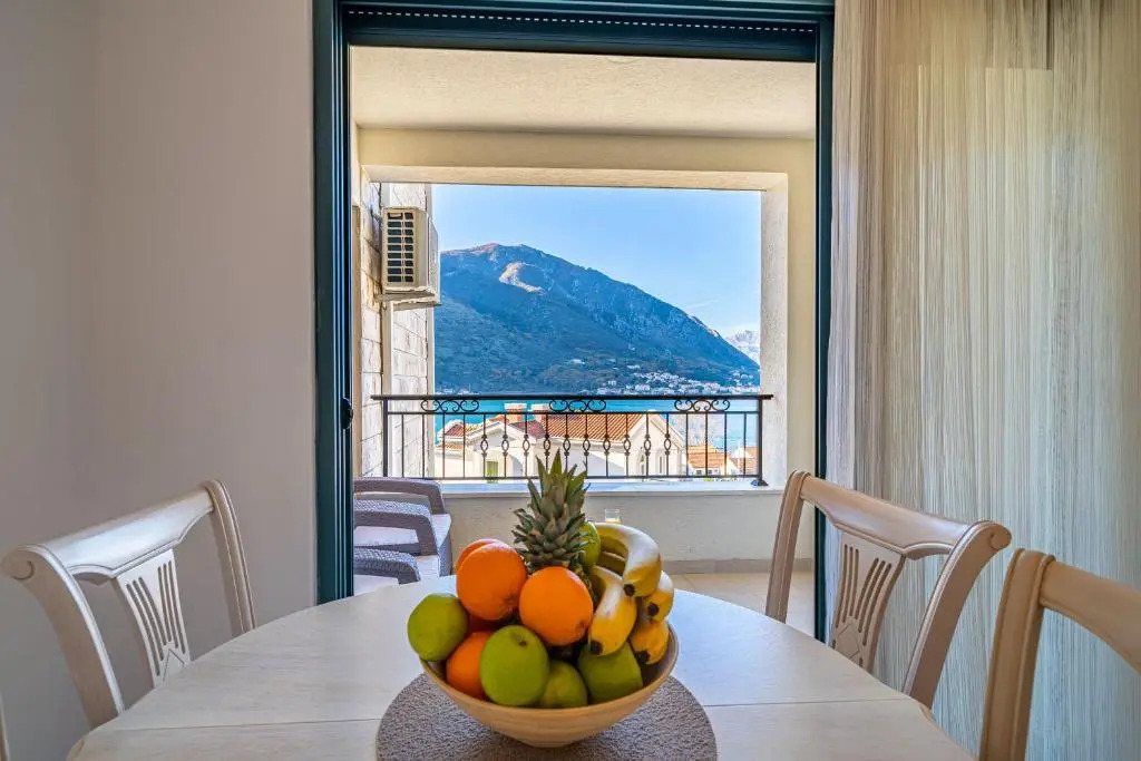 Boka View Luxury Suite - With free Garage Parking
