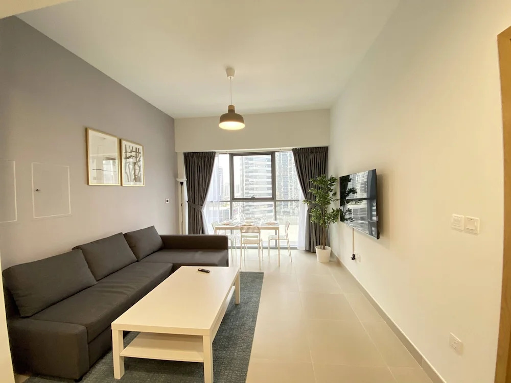 Lux BnB Bellevue Tower City  View