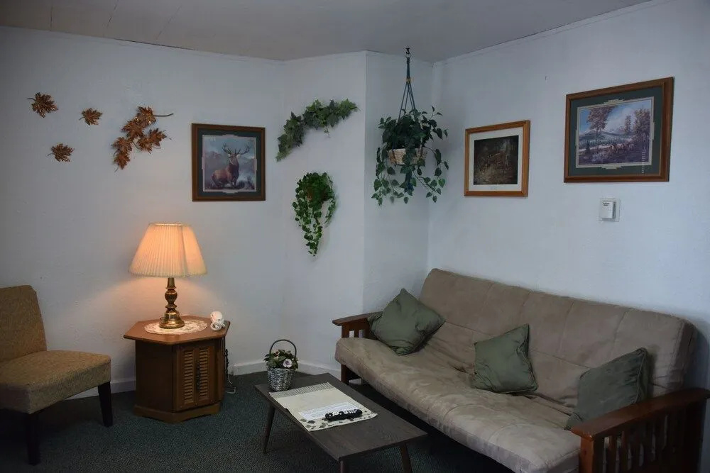 Royals Inn Motel