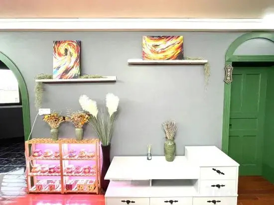 Shanghai Shikumen culture homestay (Zhengtong Road store)