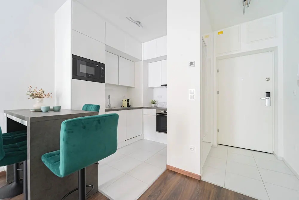 WestSide Garden Apartments by FirstHost