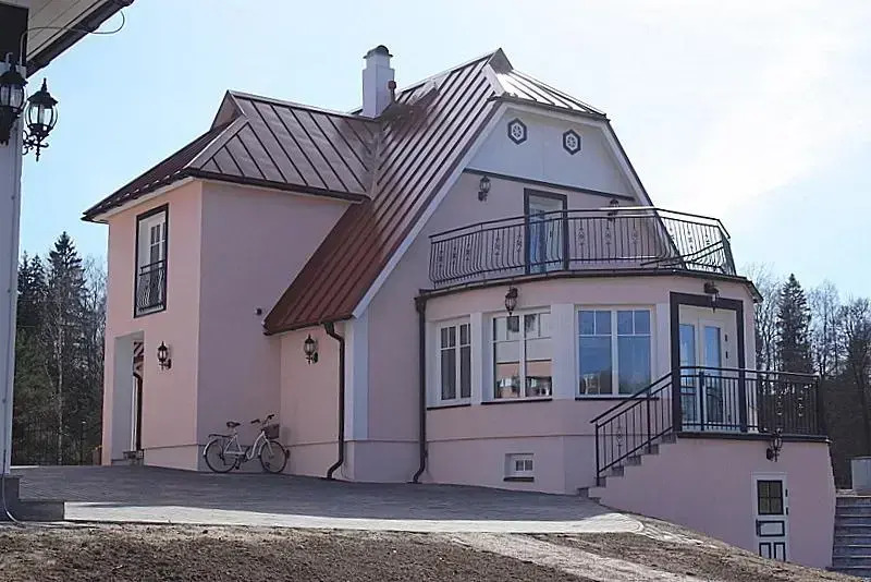 Ööbikuoru Villa